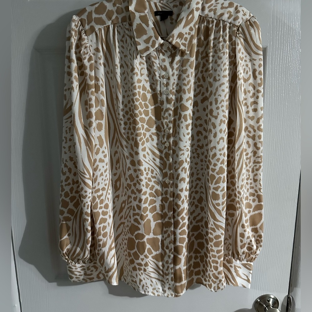 Button down blouse - Picture 3 of 5